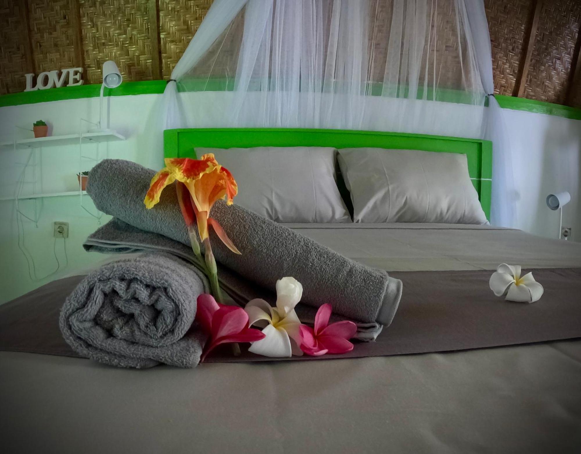Kaktus Bungalow 2 Gili Air Exteriör bild