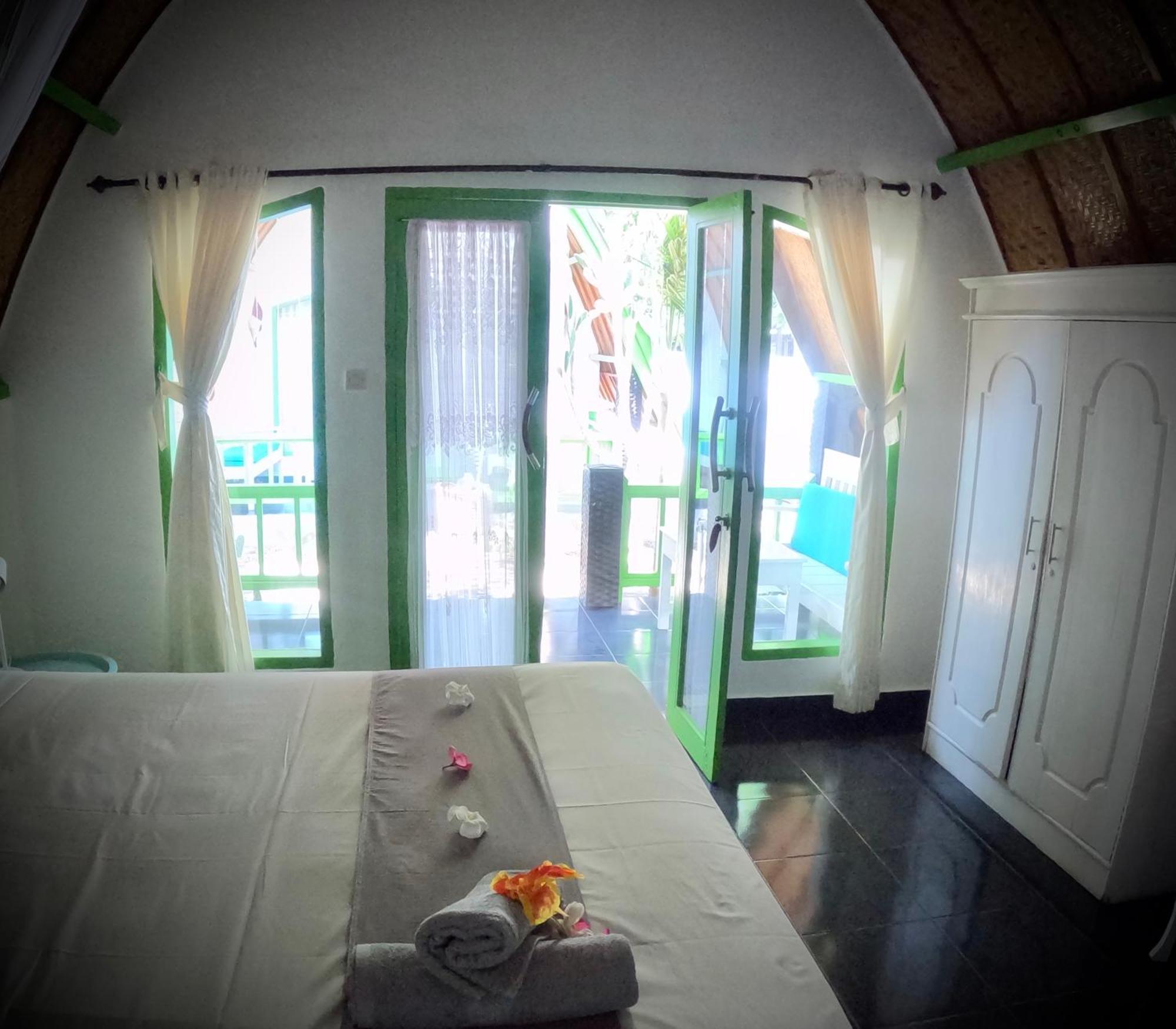 Kaktus Bungalow 2 Gili Air Exteriör bild